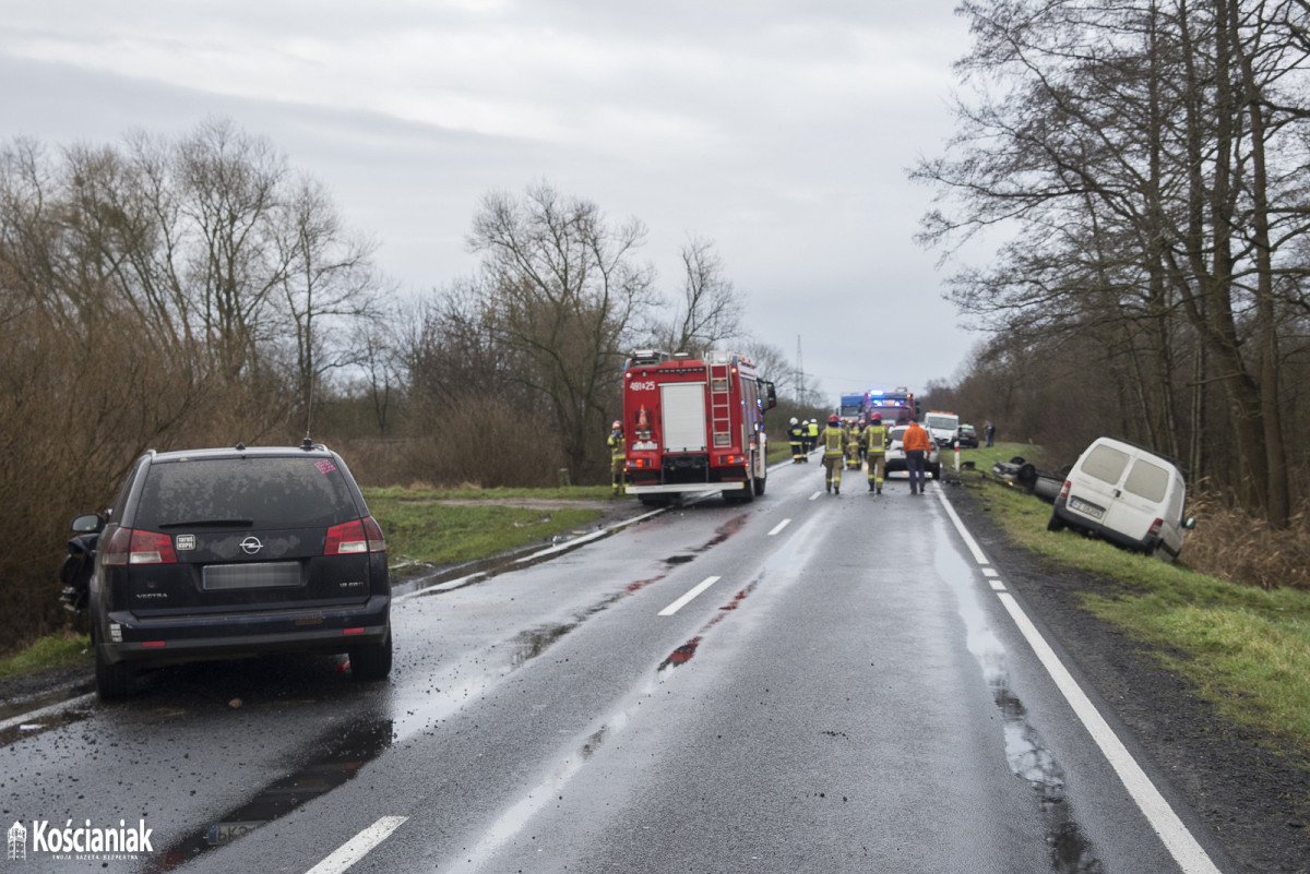 Zderzenie trzech aut. Sprawca był pijany [ZDJĘCIA]