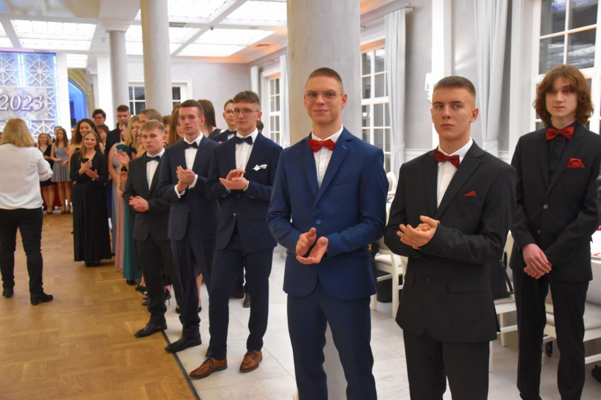 Studniówka 