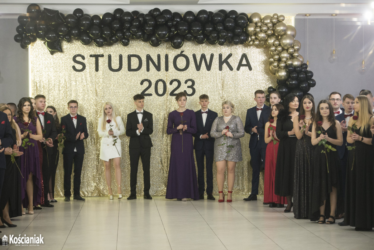 Studniówka 