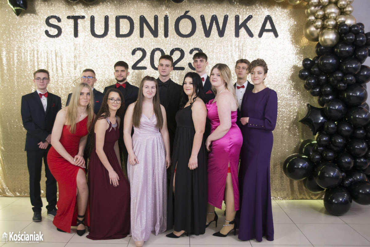 Studniówka 