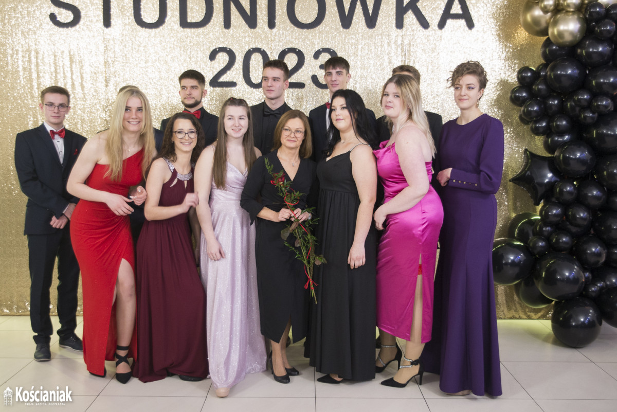 Studniówka 