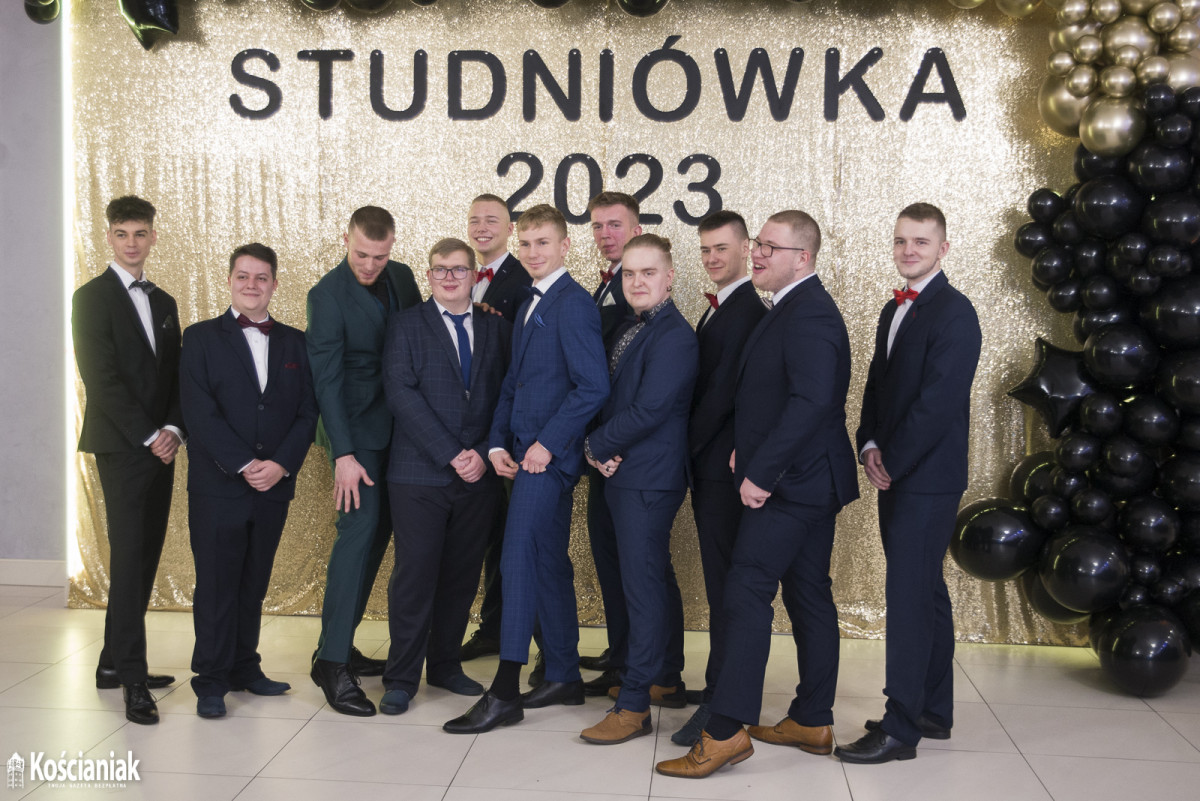 Studniówka 