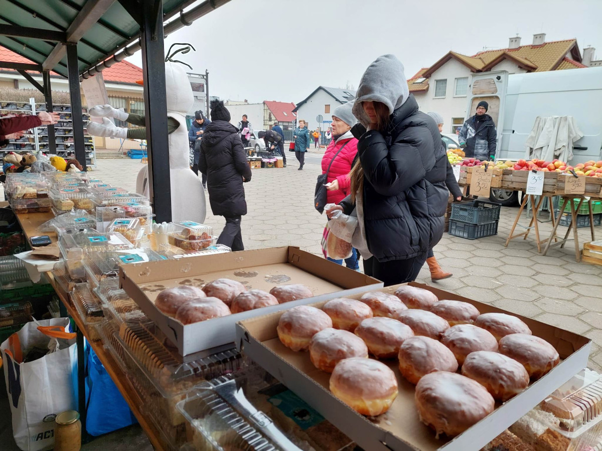 Kiermasz dla Antosia na targowisku w Kościanie