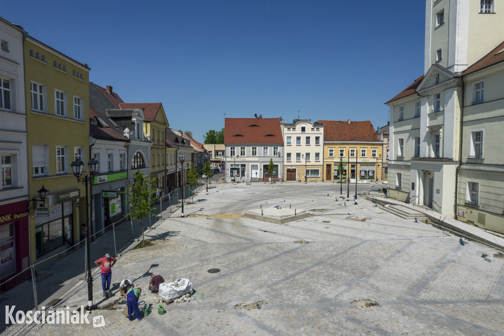 Pojawiły się latarnie na Rynku