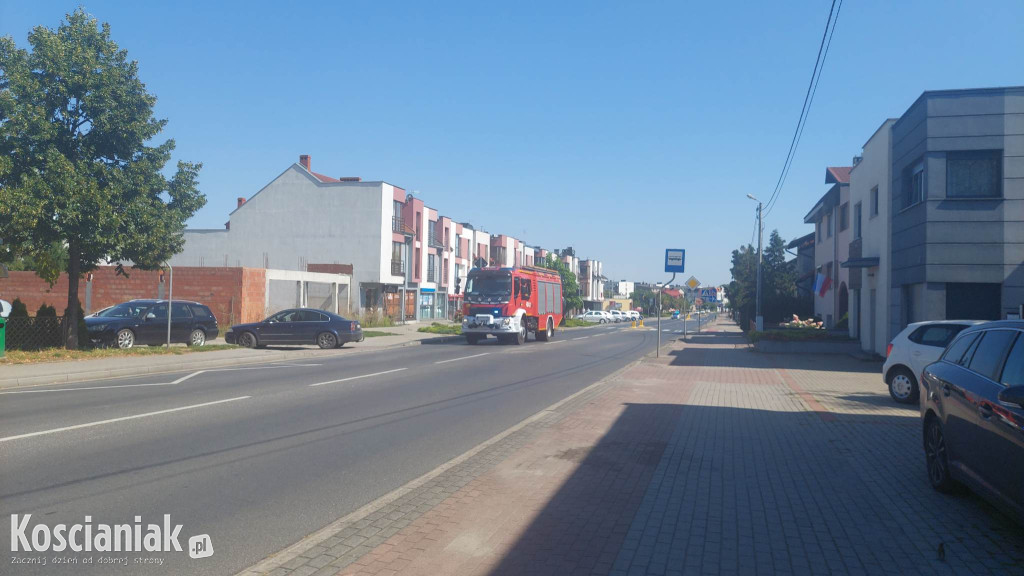 Motor i samochód zderzyły się na Śmigielskiej