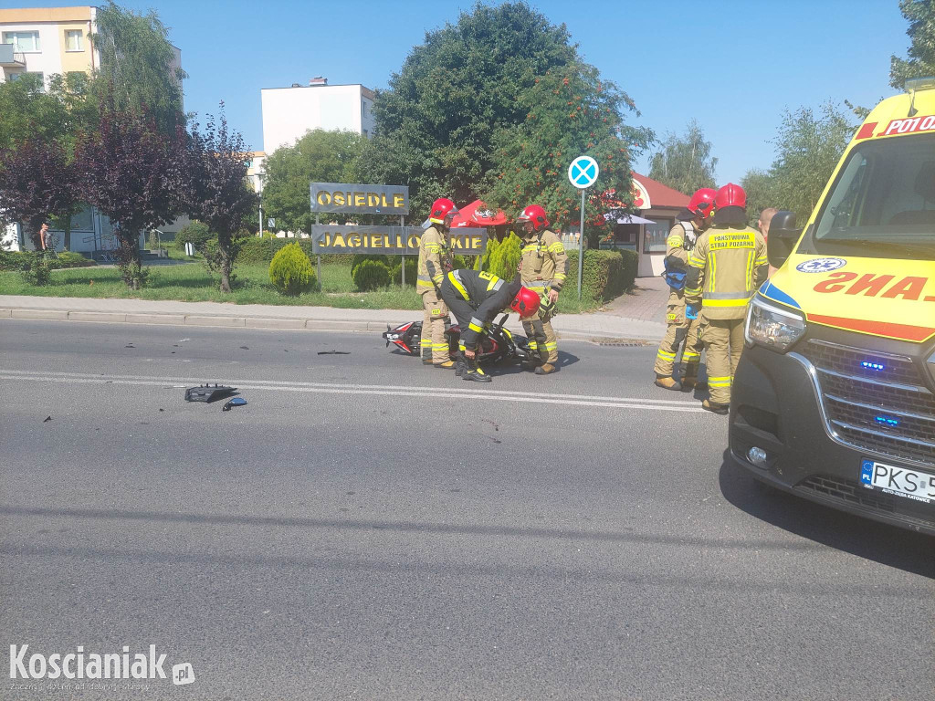 Motor i samochód zderzyły się na Śmigielskiej
