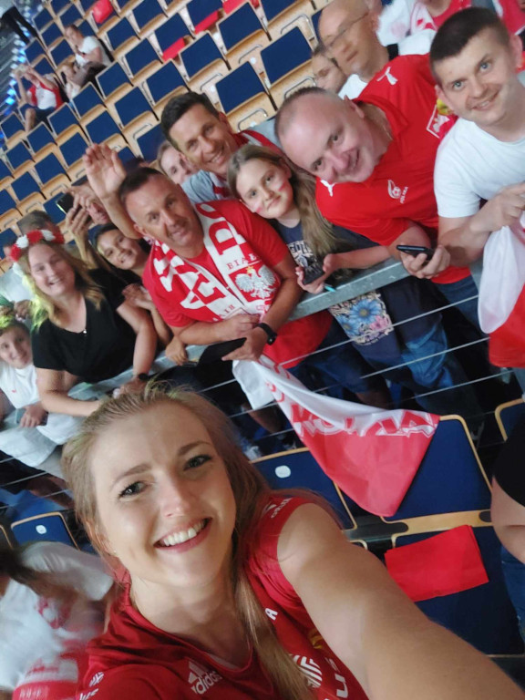 Siatkarkom w Łodzi kibicowali uczniowie 