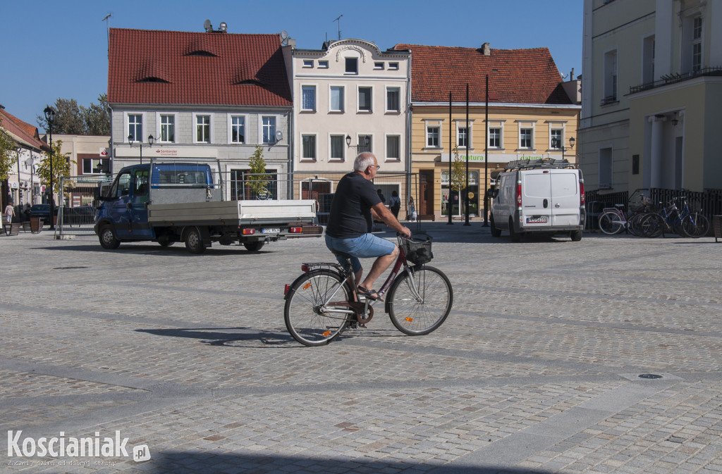 Zdjęto ogrodzenie wokół Rynku!