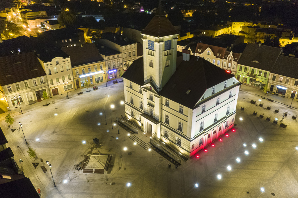 Uruchomiono nowe oświetlenie na Rynku