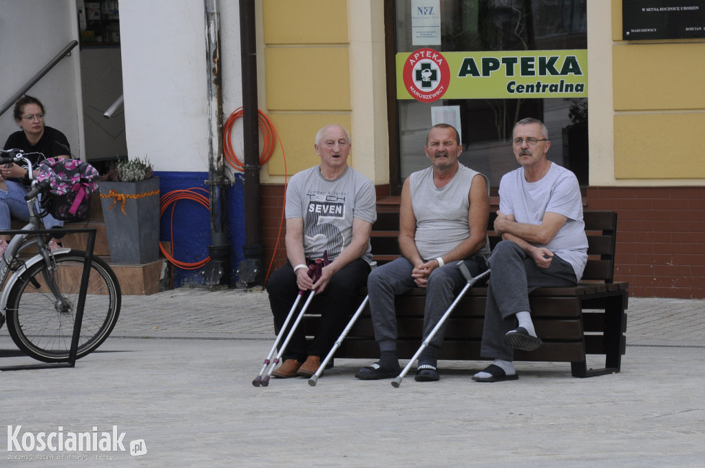 Marszałek i goście wizytowali kościański Rynek