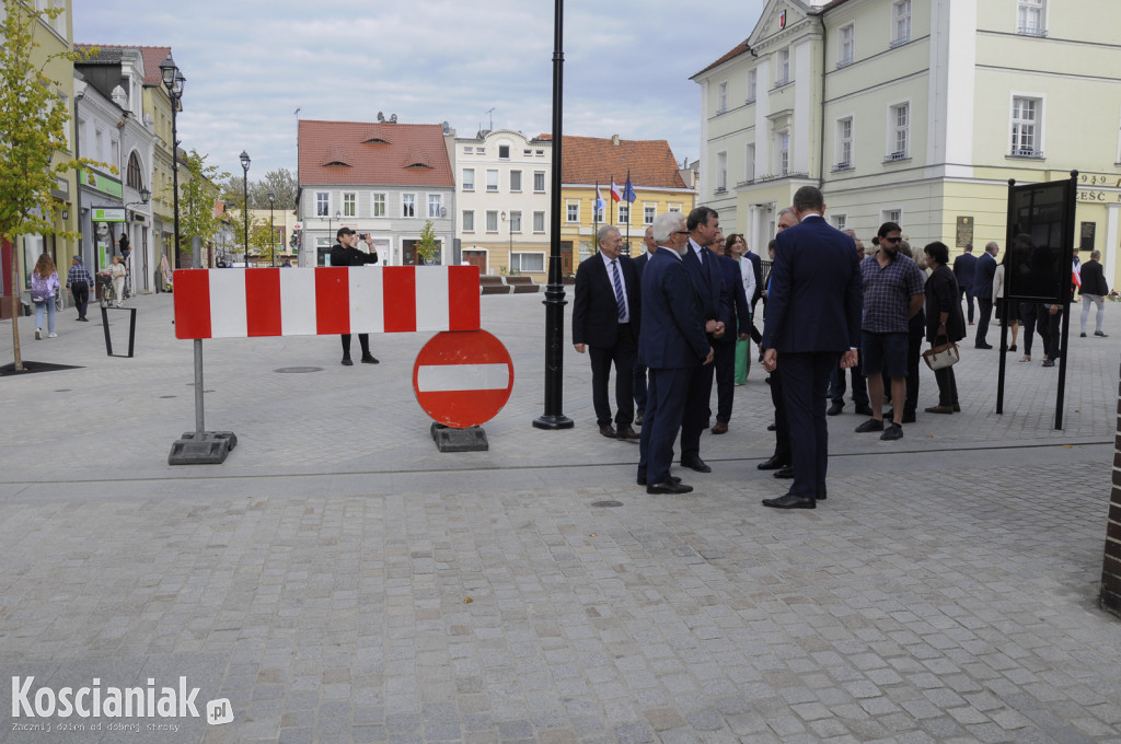 Marszałek i goście wizytowali kościański Rynek