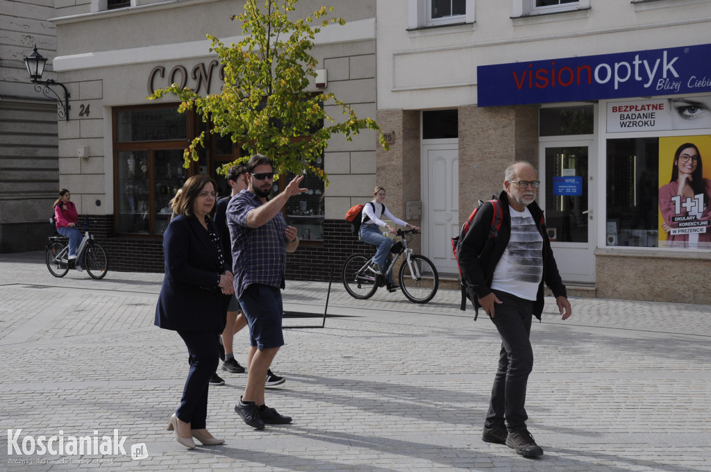Marszałek i goście wizytowali kościański Rynek