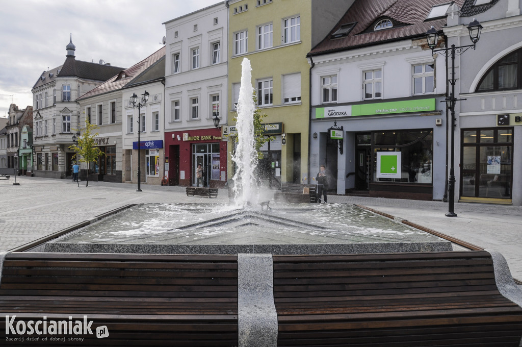 Marszałek i goście wizytowali kościański Rynek