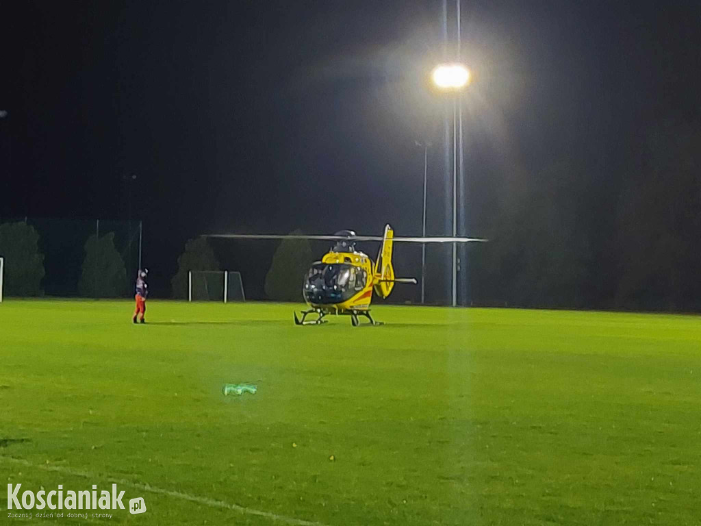 Śmigłowiec lądował na stadionie w Śmiglu