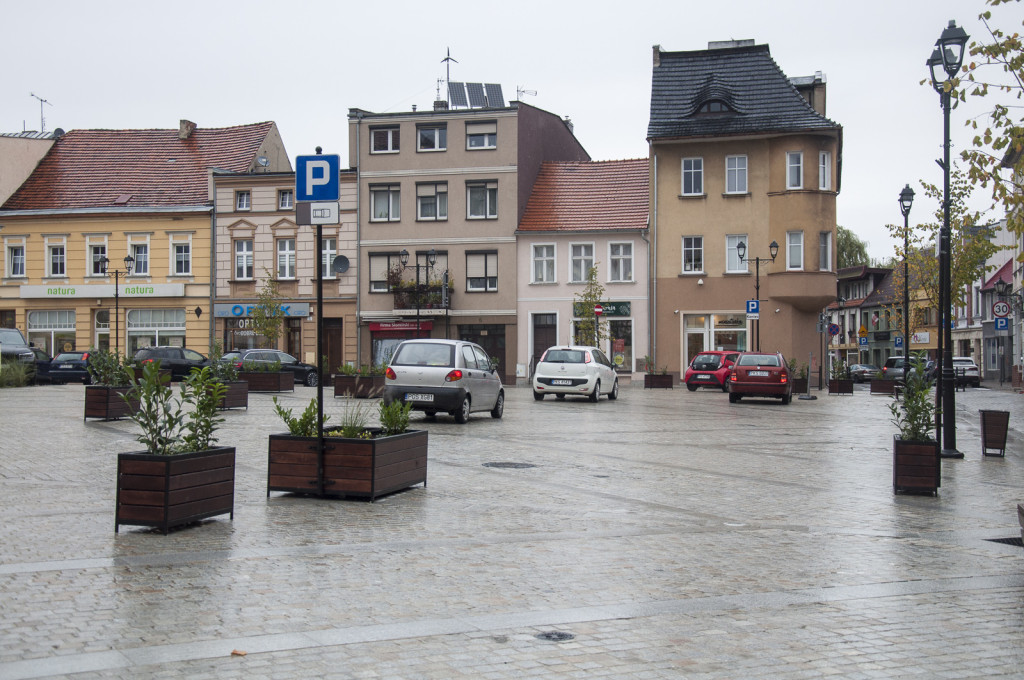 Samochody na Rynku. Uruchomiono organizację ruchu