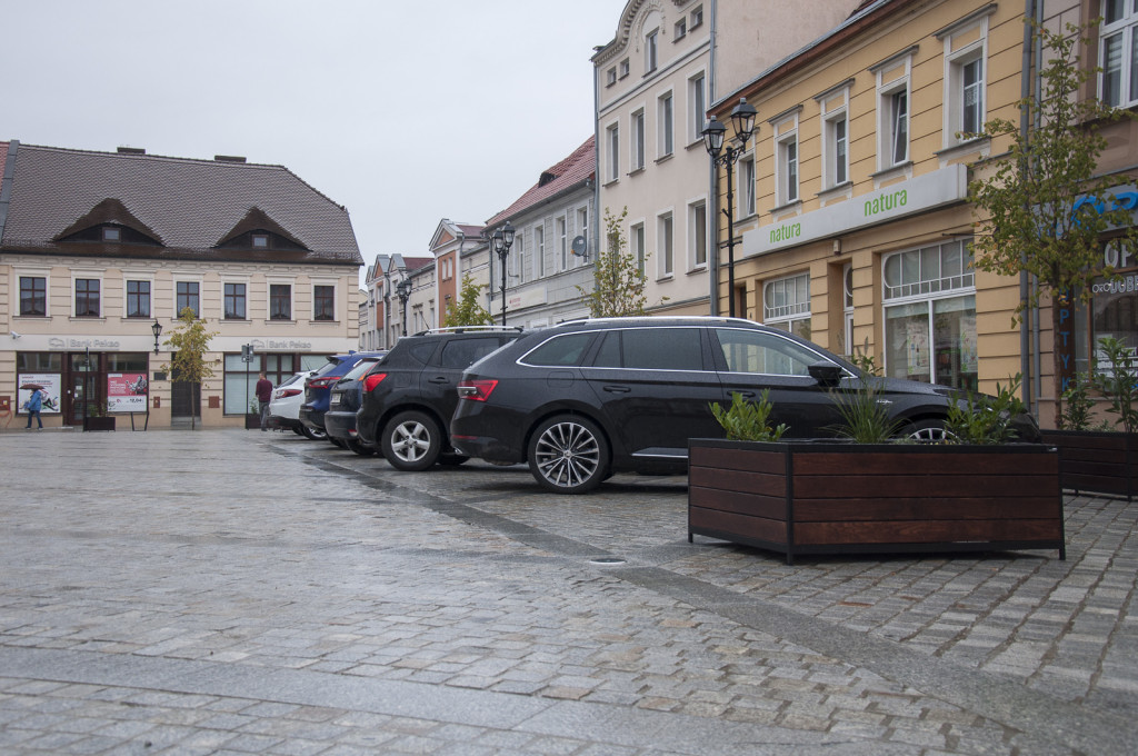 Samochody na Rynku. Uruchomiono organizację ruchu