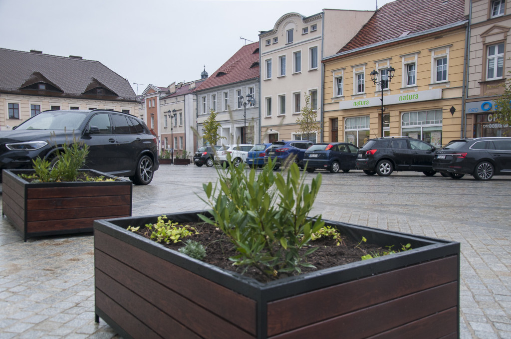 Samochody na Rynku. Uruchomiono organizację ruchu