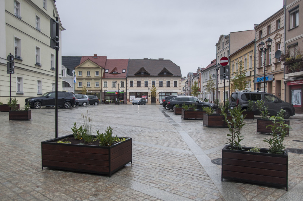 Samochody na Rynku. Uruchomiono organizację ruchu