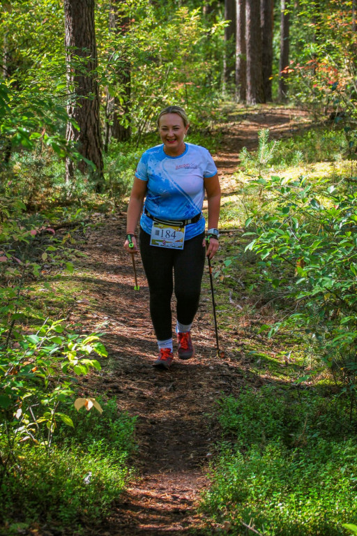 Półmaraton w lesie w Nietążkowie