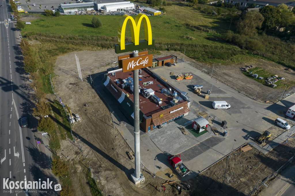 McDonald's coraz bliżej otwarcia a KFC w budowie