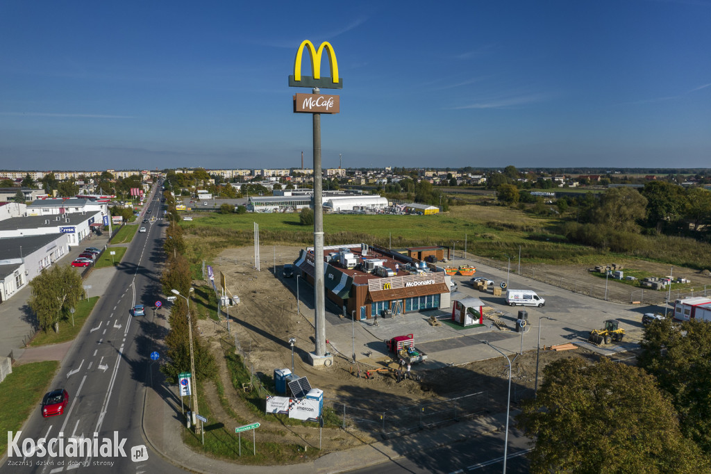 McDonald's coraz bliżej otwarcia a KFC w budowie