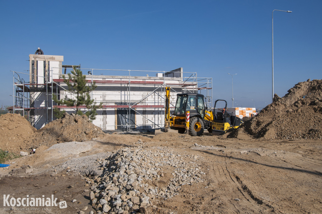 McDonald's coraz bliżej otwarcia a KFC w budowie