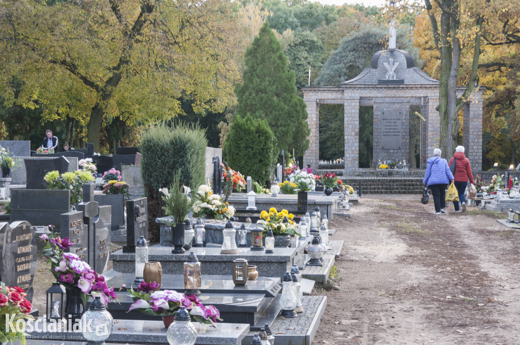 Przygotowania do Wszystkich Świętych