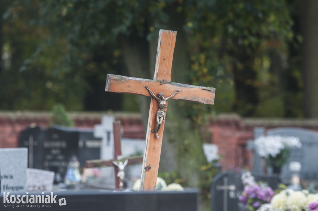 Przygotowania do Wszystkich Świętych