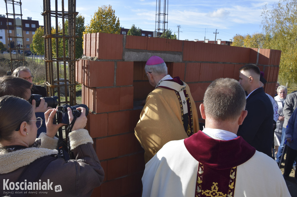 Wmurowano kamień węgielny pod nowy kościół