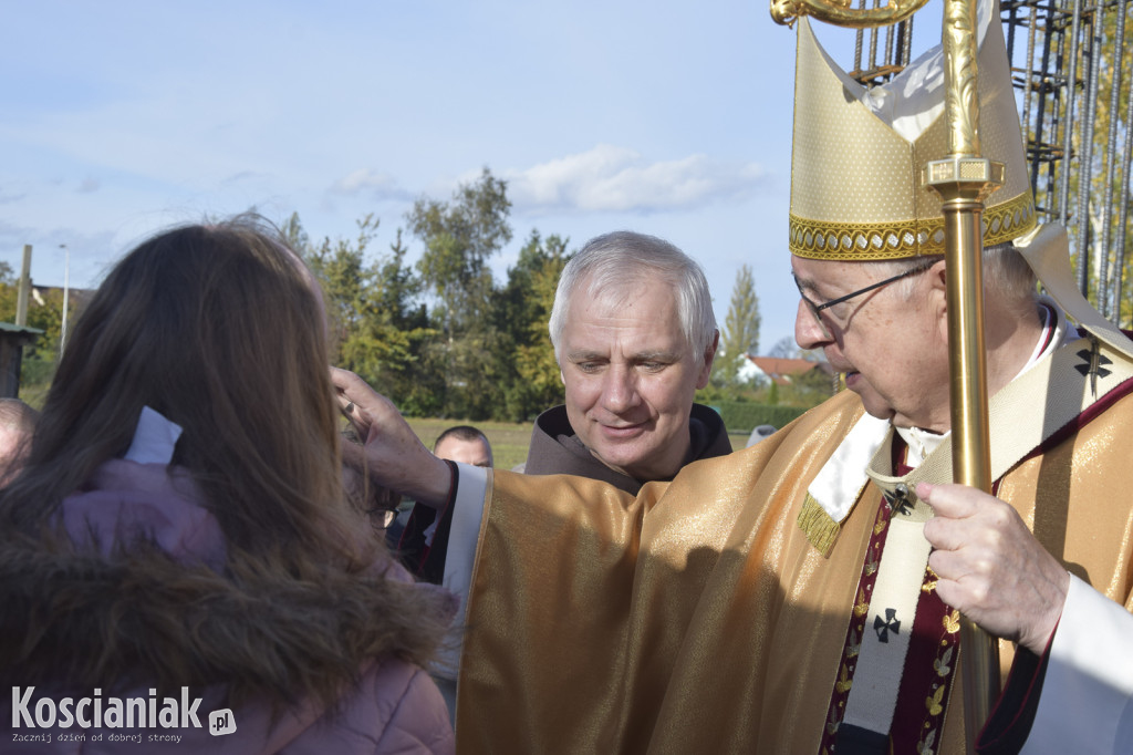 Wmurowano kamień węgielny pod nowy kościół