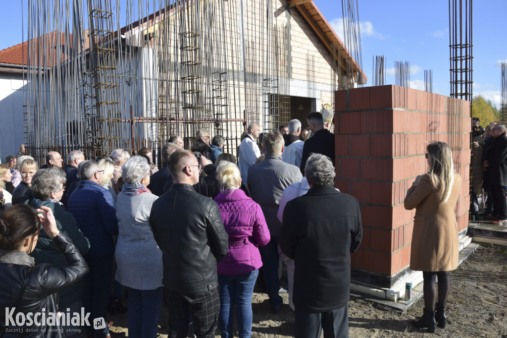 Wmurowano kamień węgielny pod nowy kościół