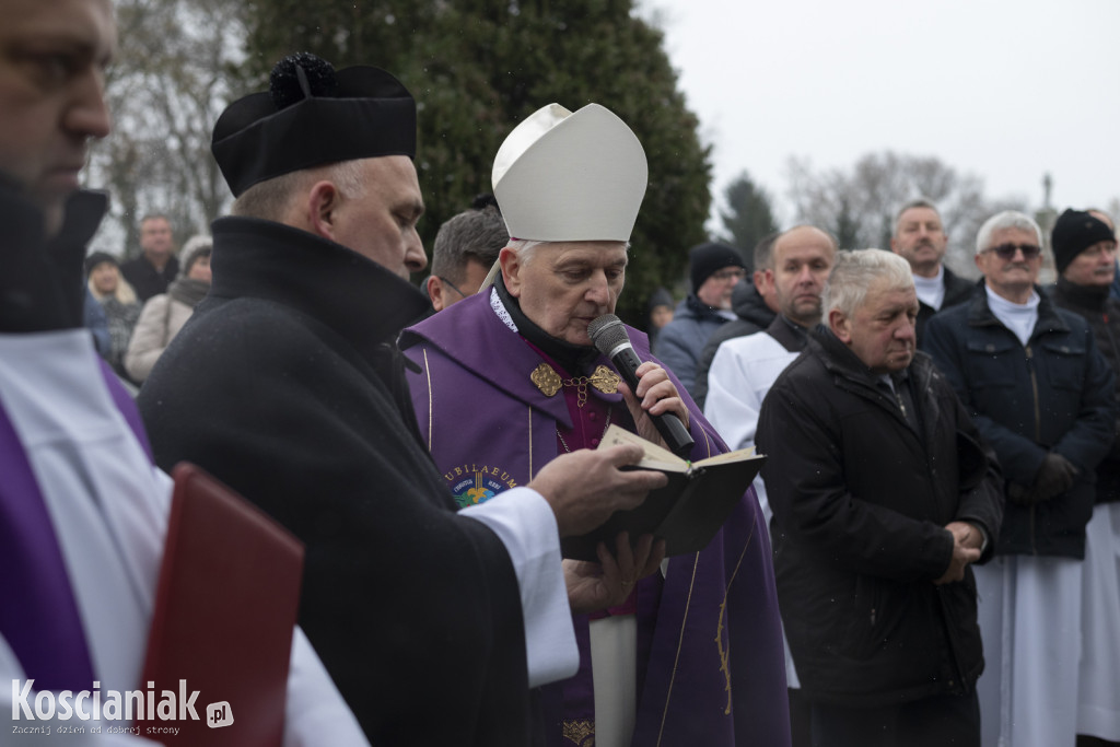 Pogrzeb księdza proboszcza Czesława Małychy