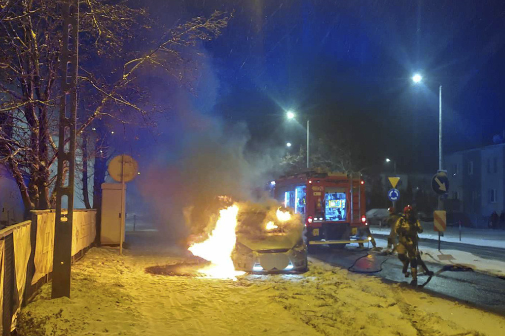 Pożar samochodu na Gostyńskiej