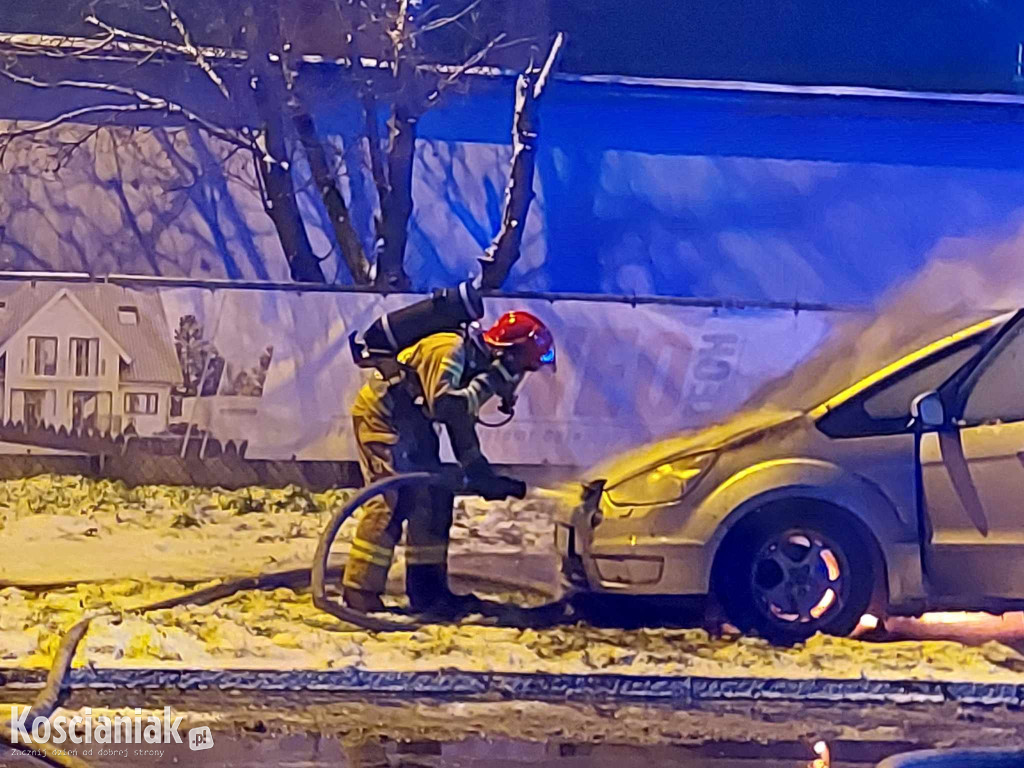 Pożar samochodu na Gostyńskiej