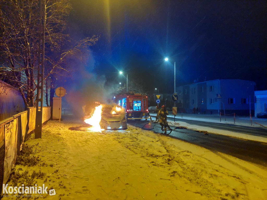 Pożar samochodu na Gostyńskiej