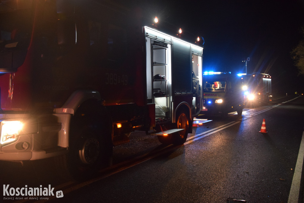 Śmiertelny wypadek. Sprawca i pasażer uciekli