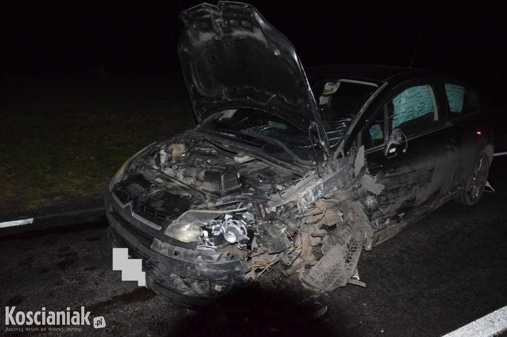 Śmiertelny wypadek. Sprawca i pasażer uciekli