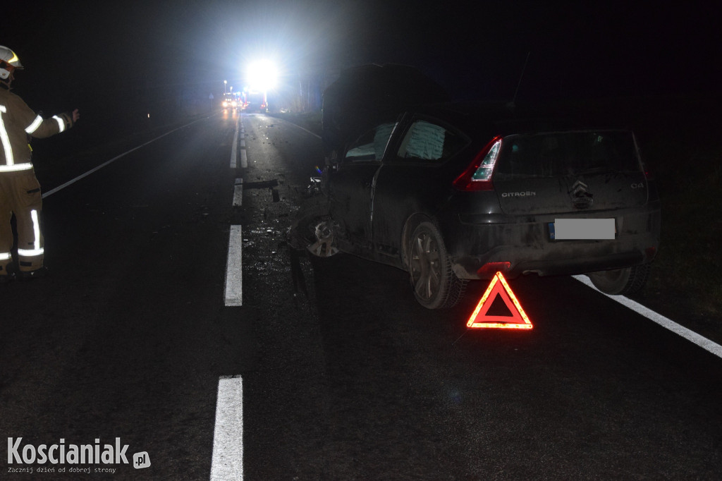 Śmiertelny wypadek. Sprawca i pasażer uciekli