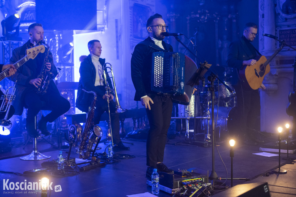 Koncert Enej w farze