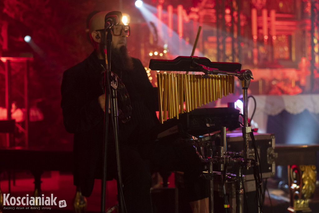 Koncert Enej w farze