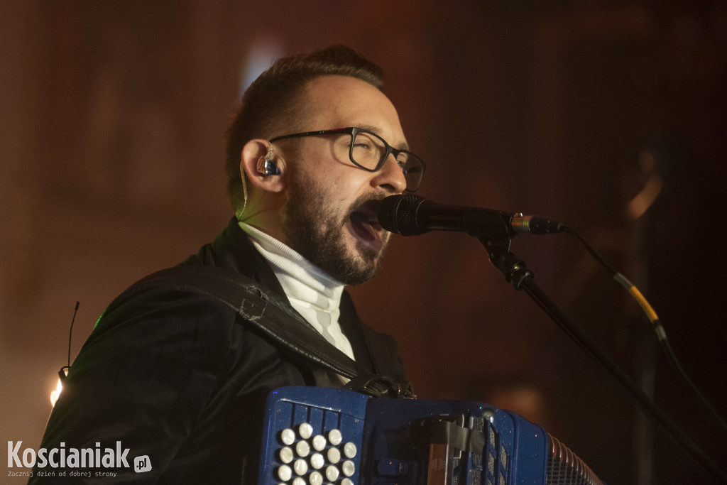 Koncert Enej w farze