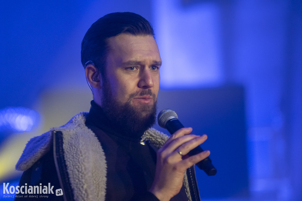 Koncert Enej w farze