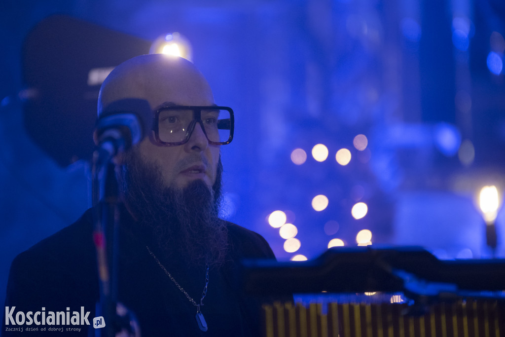 Koncert Enej w farze
