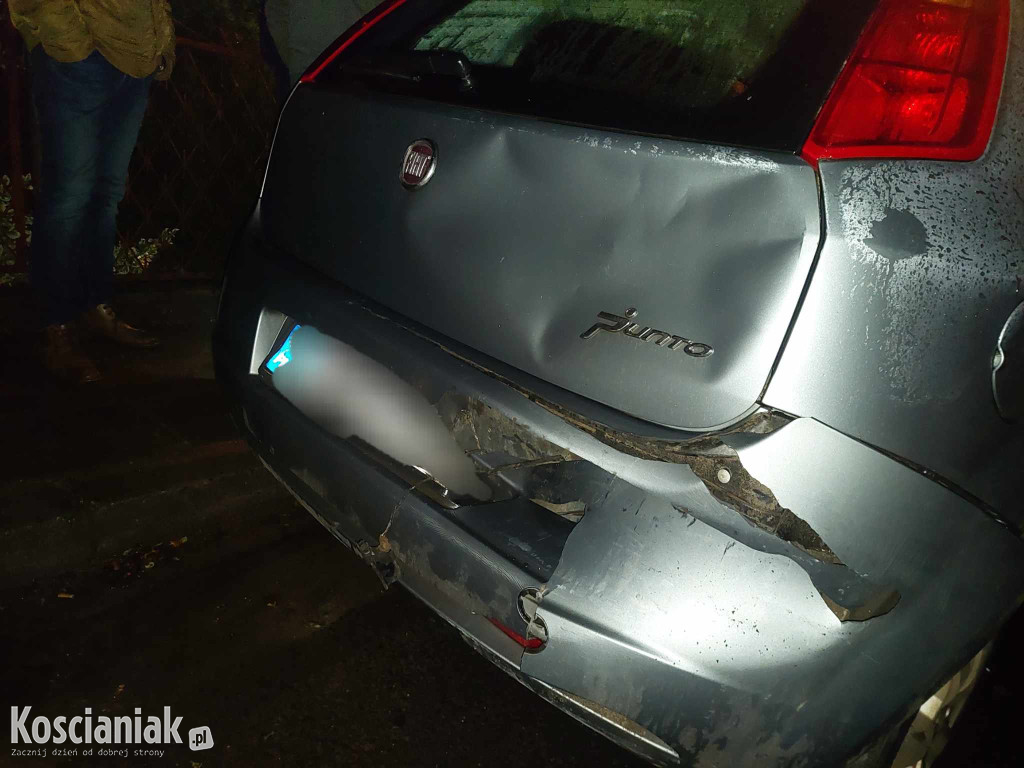 Wjechał w dwa samochody. Miał pół promila