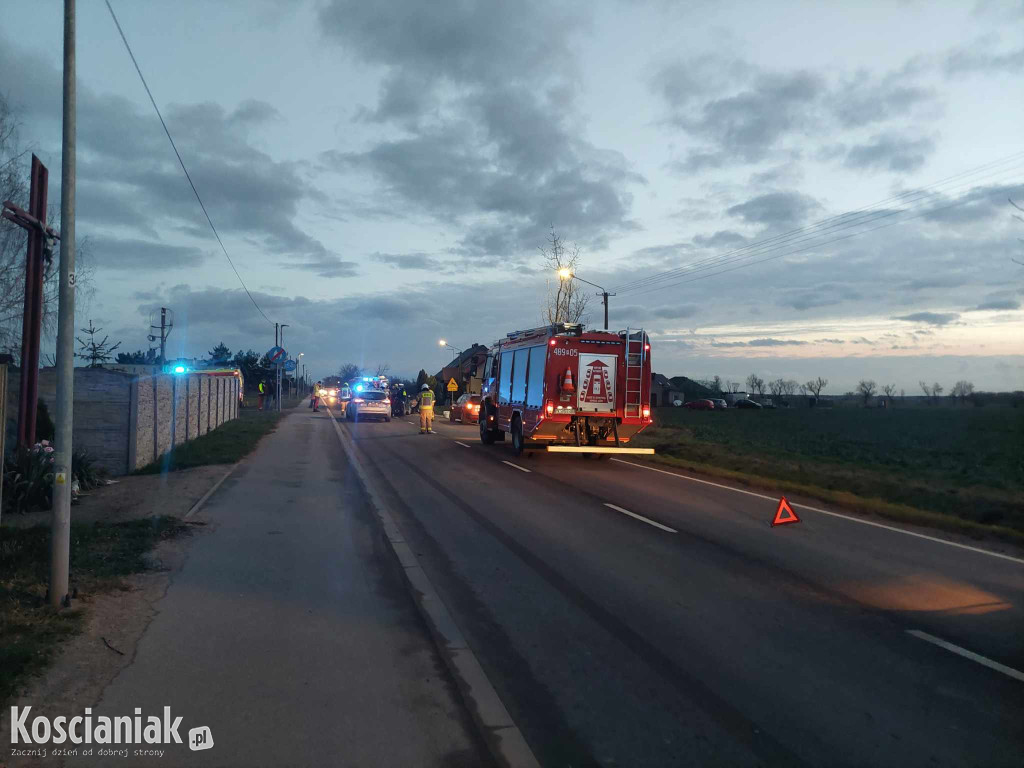 Uderzył w tył pojazdu