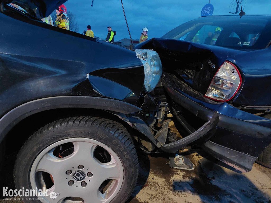Uderzył w tył pojazdu