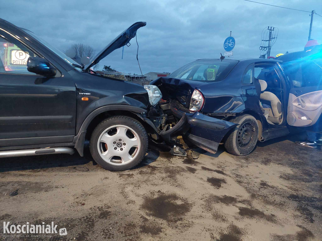 Uderzył w tył pojazdu