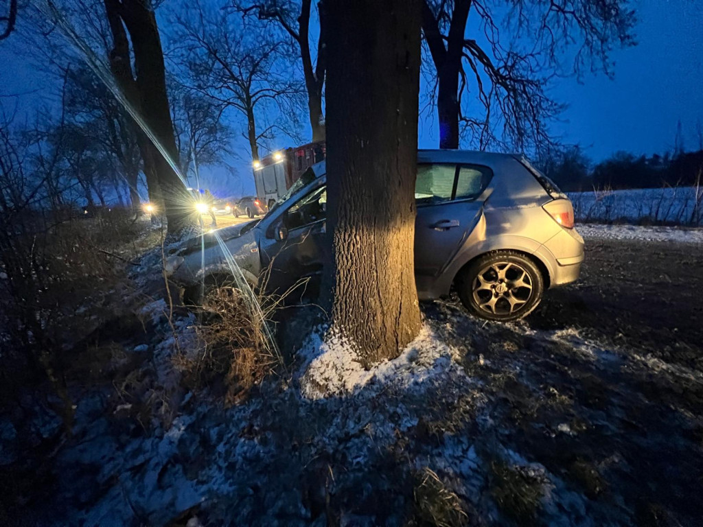 Dwa zdarzenia drogowe w gminie Śmigiel