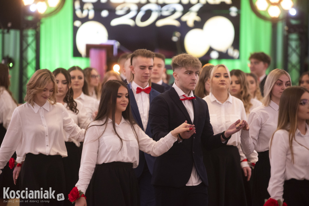 Studniówka ZSP Nietążkowo 2024 [ZDJĘCIA]