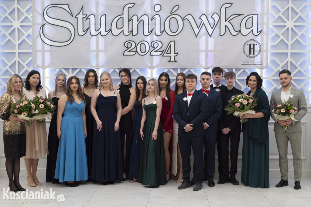 Studniówka ZSP Nietążkowo 2024 [ZDJĘCIA]